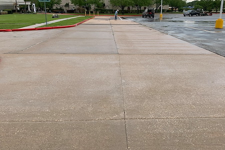 Sidewalk Cleaning & Safety: Reduce Slip Hazards on Your Houston Property